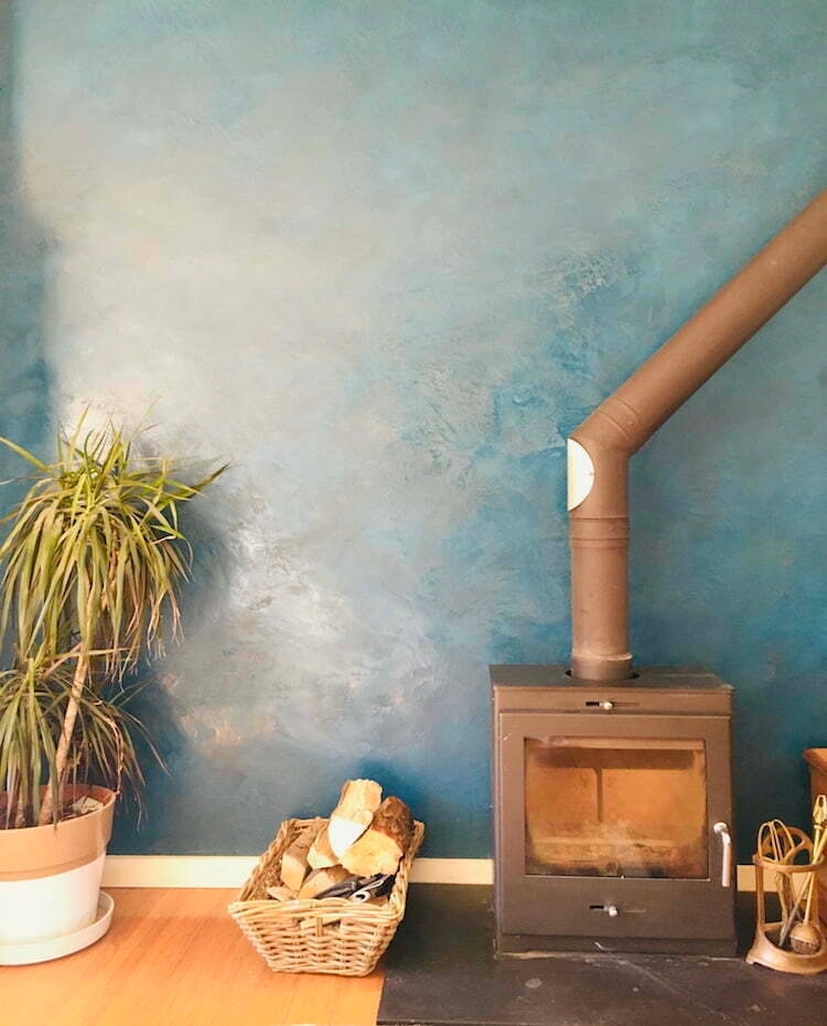 Feature Walls & Living Spaces